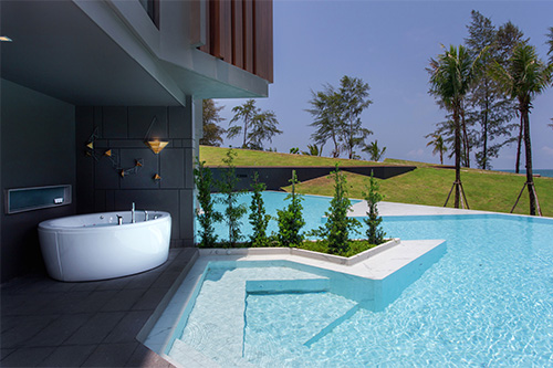 Pool Access Grand Seaview